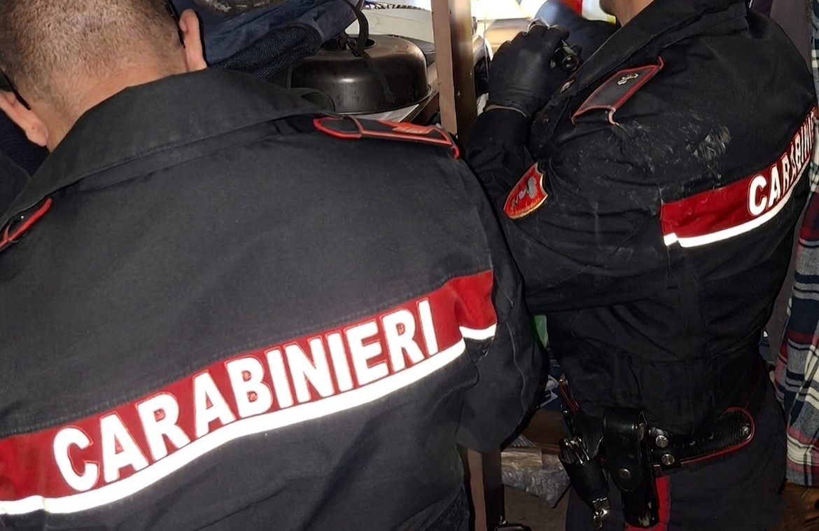 Tensione in tabaccheria, giovane denunciata torna in via Carratica