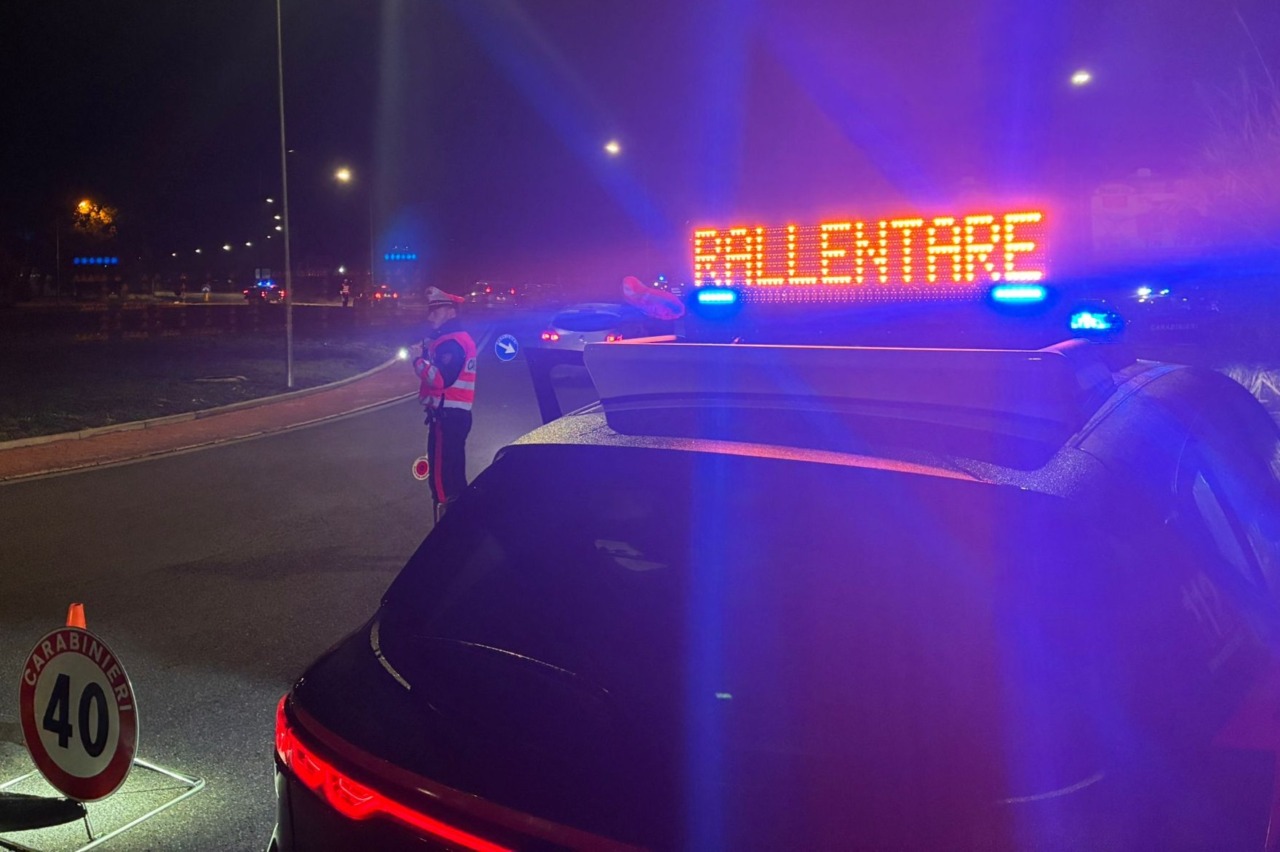 Aggressione sul bus a Montale, autista chiuso in cabina