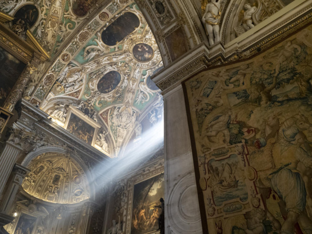 A Vignole padre Bernardo Gianni parla di fede e IA