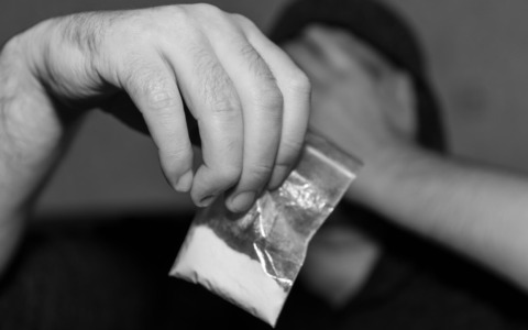 Preso a Pistoia con oltre 55 grammi di hashish