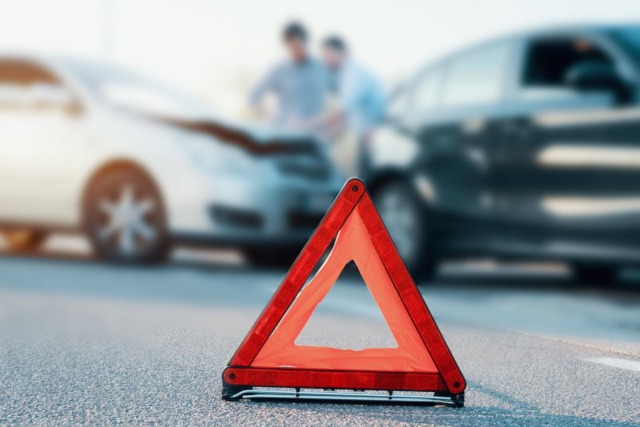 Statale 12 riaperta, ma il traffico resta critico