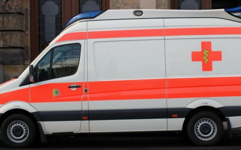 Sospensione idrica per il collegamento di una nuova tubazione