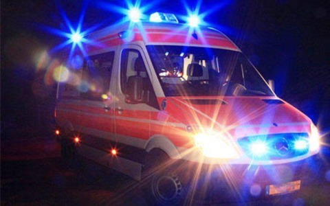 Giovane si barrica in bagno dopo l’agitazione in un bar