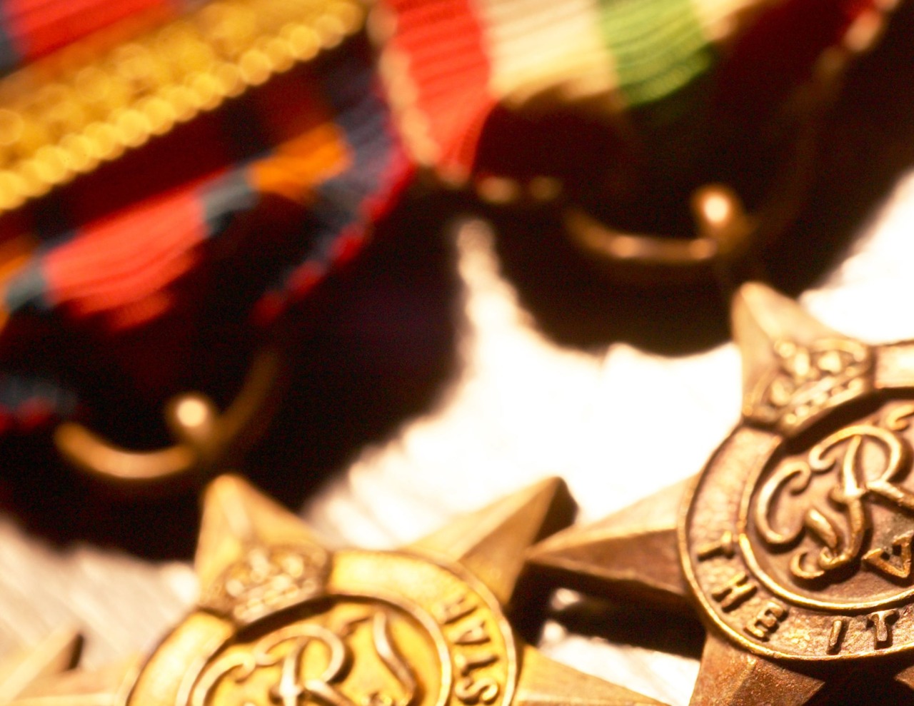 Cinque Medaglie d’Onore agli internati militari toscani